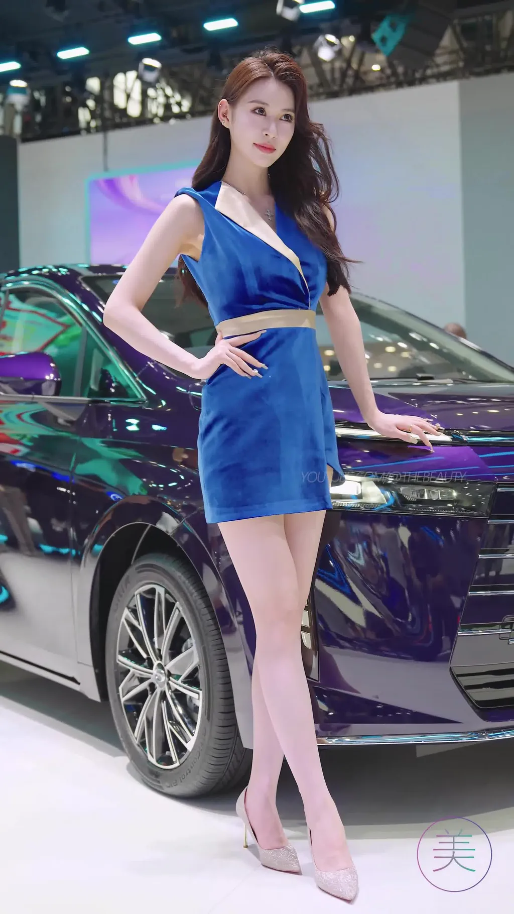 精选NO.1703 2024 广州车展 网荭美女车模 beautyleg LOOKBOOK 94[30P]