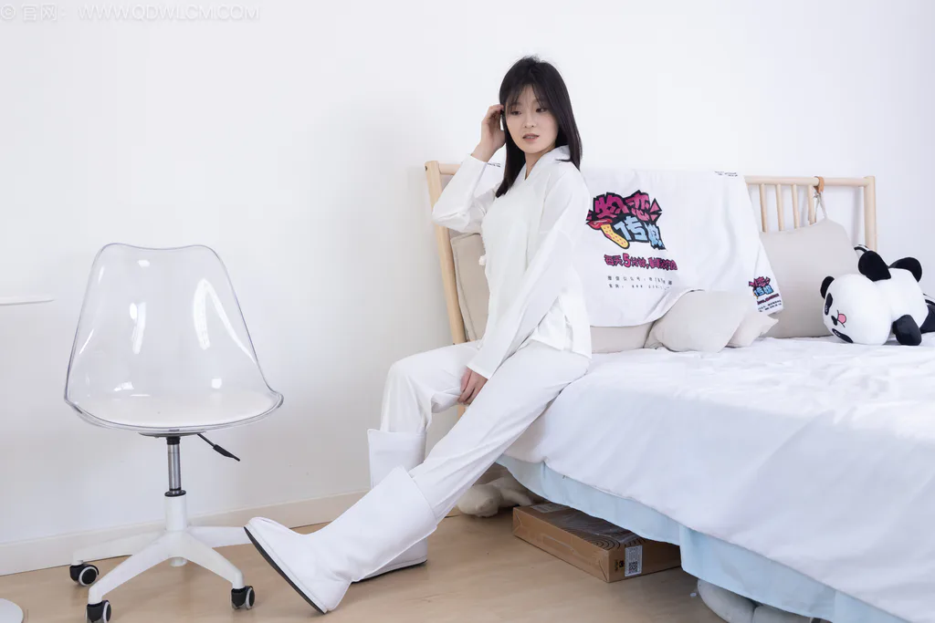 图片[3]-精选勿恋传媒 NO.2551 青柠-古风长靴、薄肉丝[240P]-草丛看图