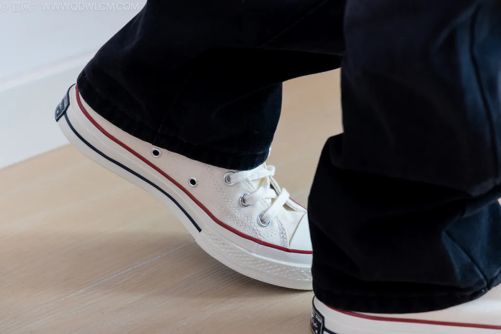 图片[3]-精选勿恋传媒 NO.2554 欢欢-帆布鞋、粉色船袜[160P]-草丛看图