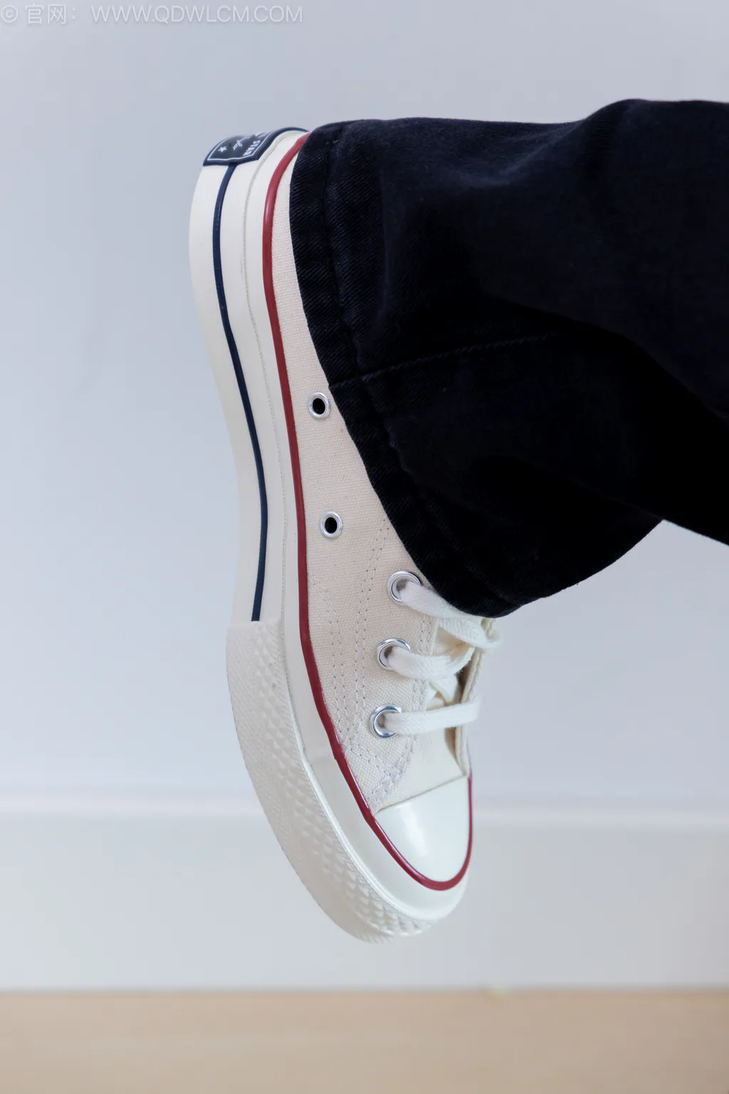 图片[4]-精选勿恋传媒 NO.2554 欢欢-帆布鞋、粉色船袜[160P]-草丛看图