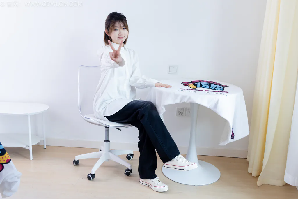 图片[8]-精选勿恋传媒 NO.2554 欢欢-帆布鞋、粉色船袜[160P]-草丛看图