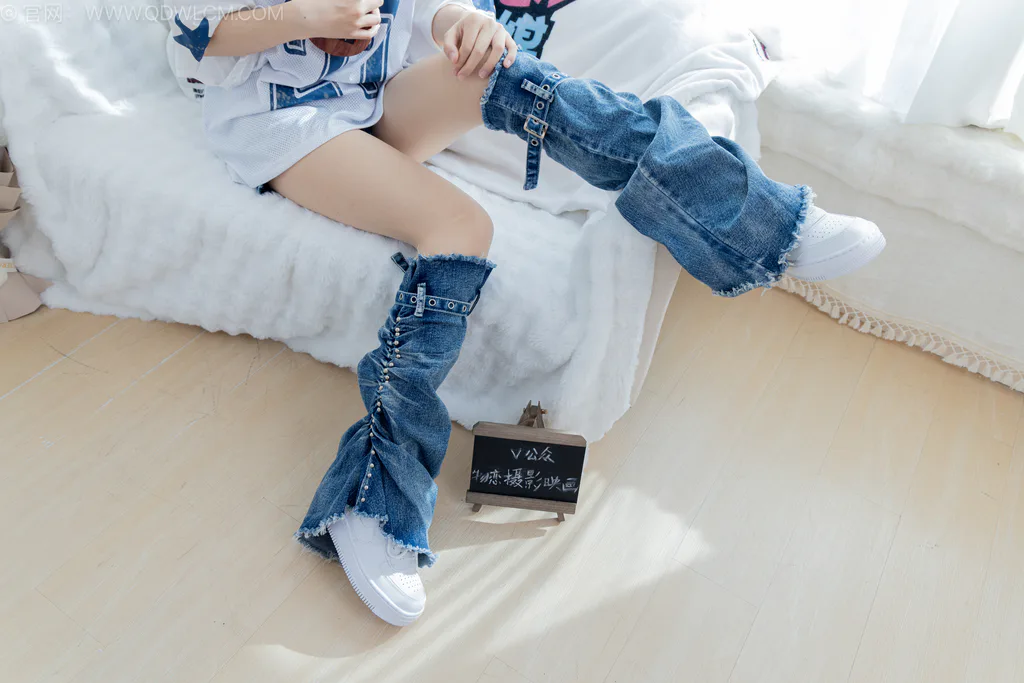 图片[3]-精选勿恋传媒 NO.2570 青提-板鞋、薄肉丝、分体牛仔裤[153P]-草丛看图