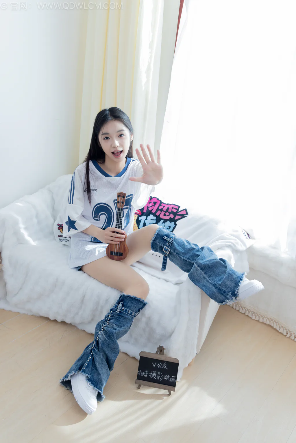 图片[1]-精选勿恋传媒 NO.2570 青提-板鞋、薄肉丝、分体牛仔裤[153P]-草丛看图