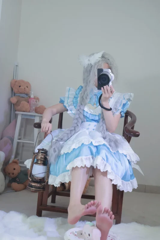 小羊蛋卷 002 爱丽丝[6P]-草丛看图