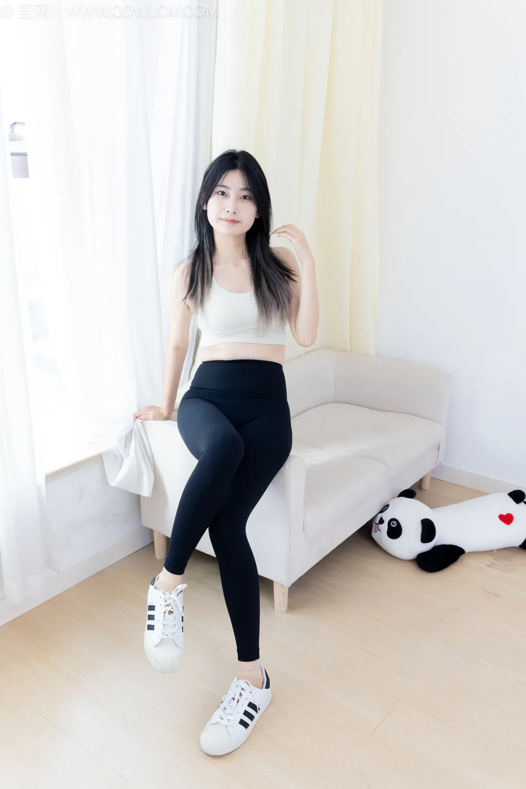 图片[8]-精选勿恋传媒 NO.2561 贝壳-板鞋、帆布鞋、短肉丝、瑜伽裤[165P]-草丛看图