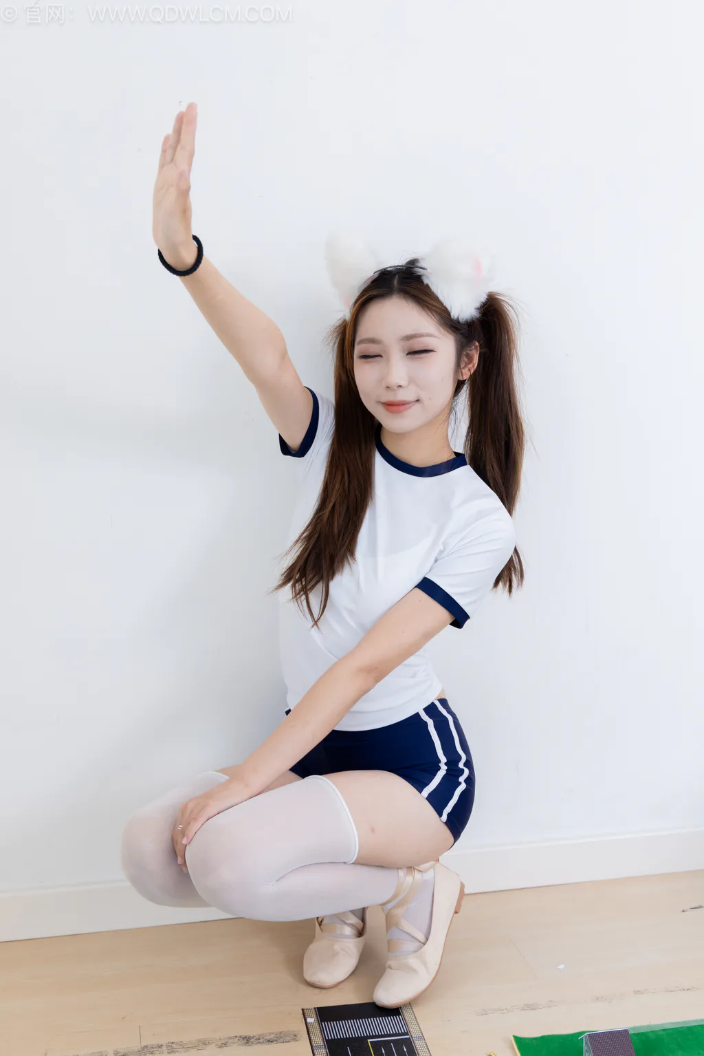 图片[6]-精选勿恋传媒 NO.2565 泡泡-平底鞋、薄白丝大腿袜、体操服[158P]-草丛看图