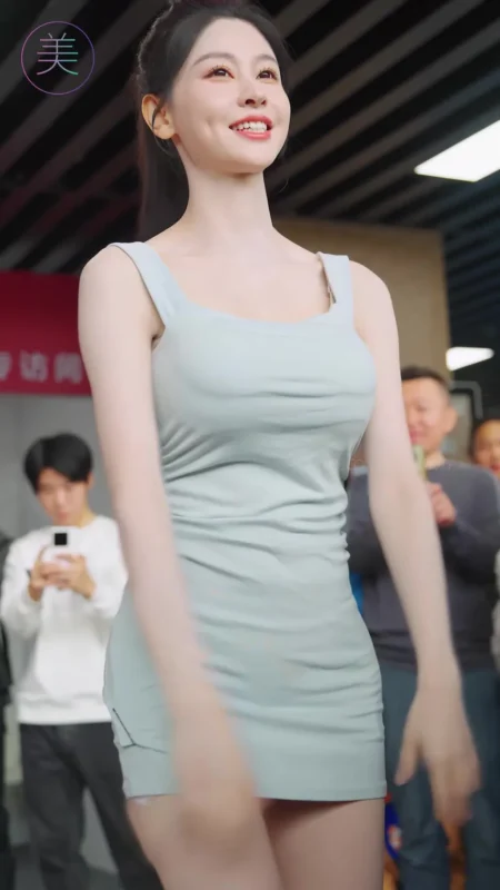 精选NO.1690 2024 广州车展 网荭美女车模 beautyleg LOOKBOOK 81[30P]-草丛看图