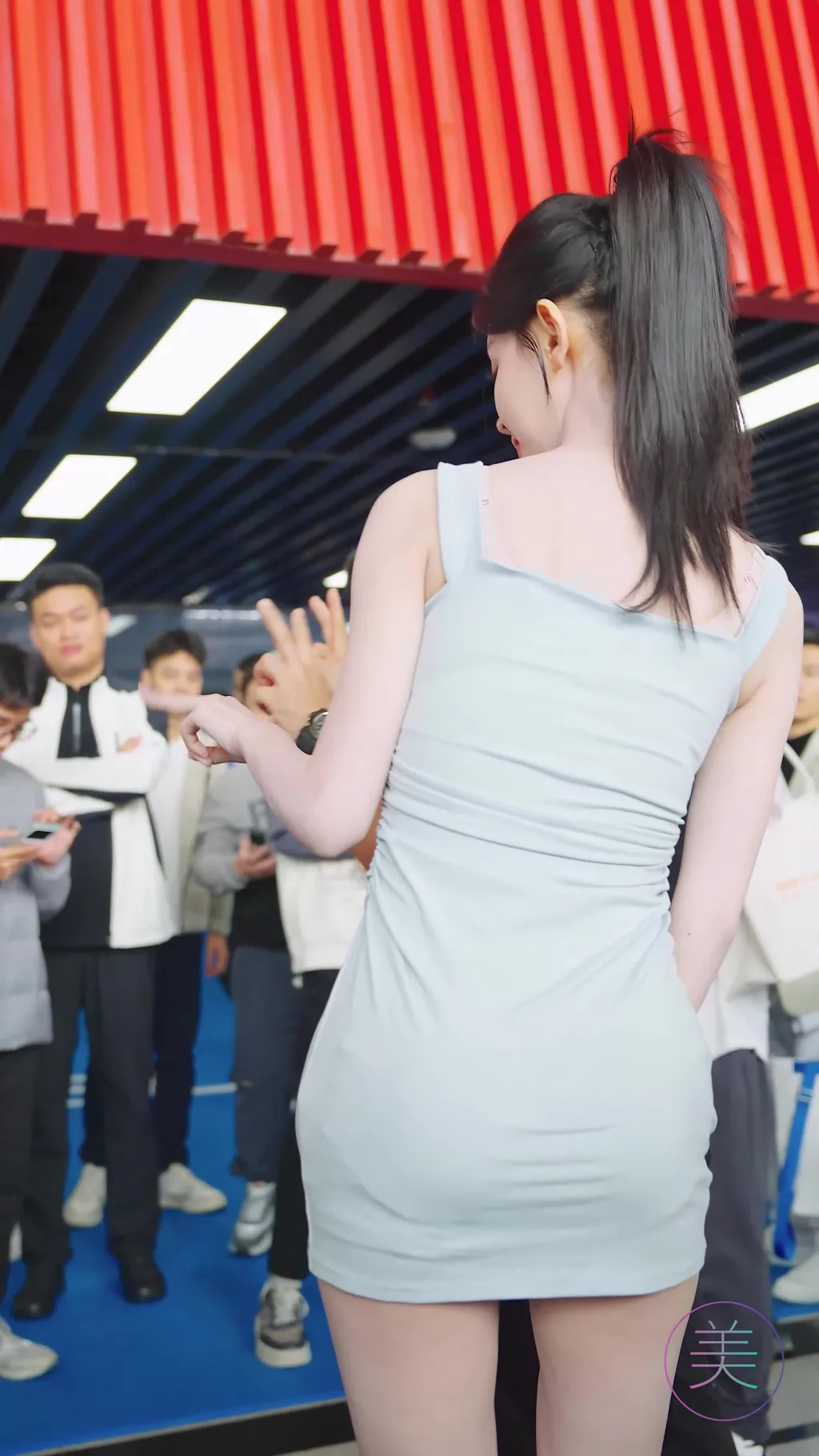 图片[6]-精选NO.1690 2024 广州车展 网荭美女车模 beautyleg LOOKBOOK 81[30P]-草丛看图