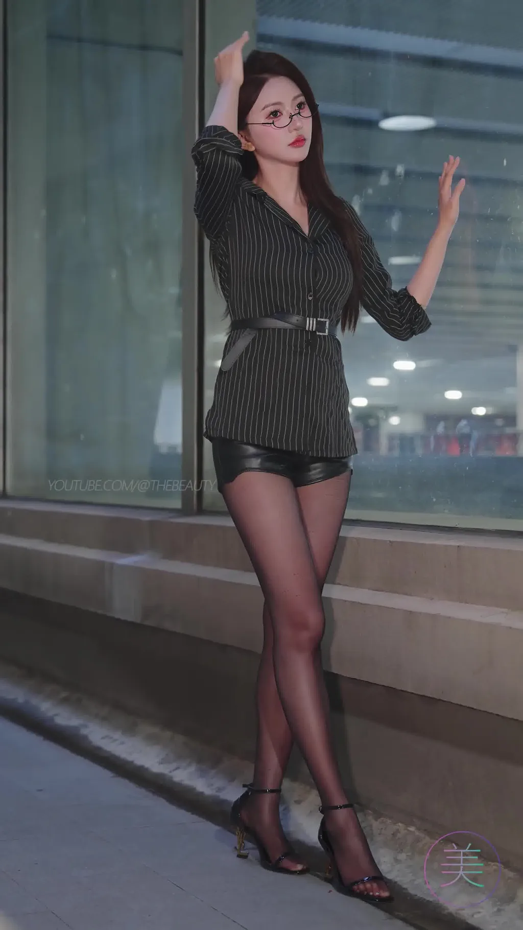 图片[8]-精选NO.1691 2024 广州车展 网荭美女车模 beautyleg LOOKBOOK 82[30P]-草丛看图