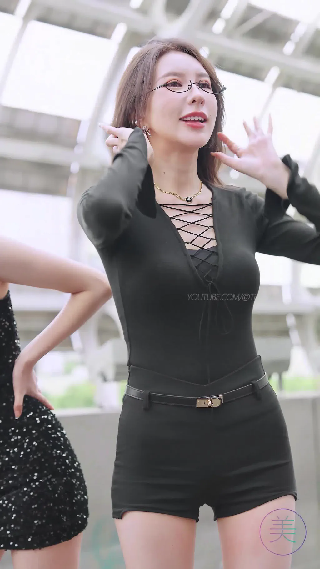 图片[8]-精选NO.1716 2024 广州车展 网荭美女车模 beautyleg LOOKBOOK 102[30P]-草丛看图