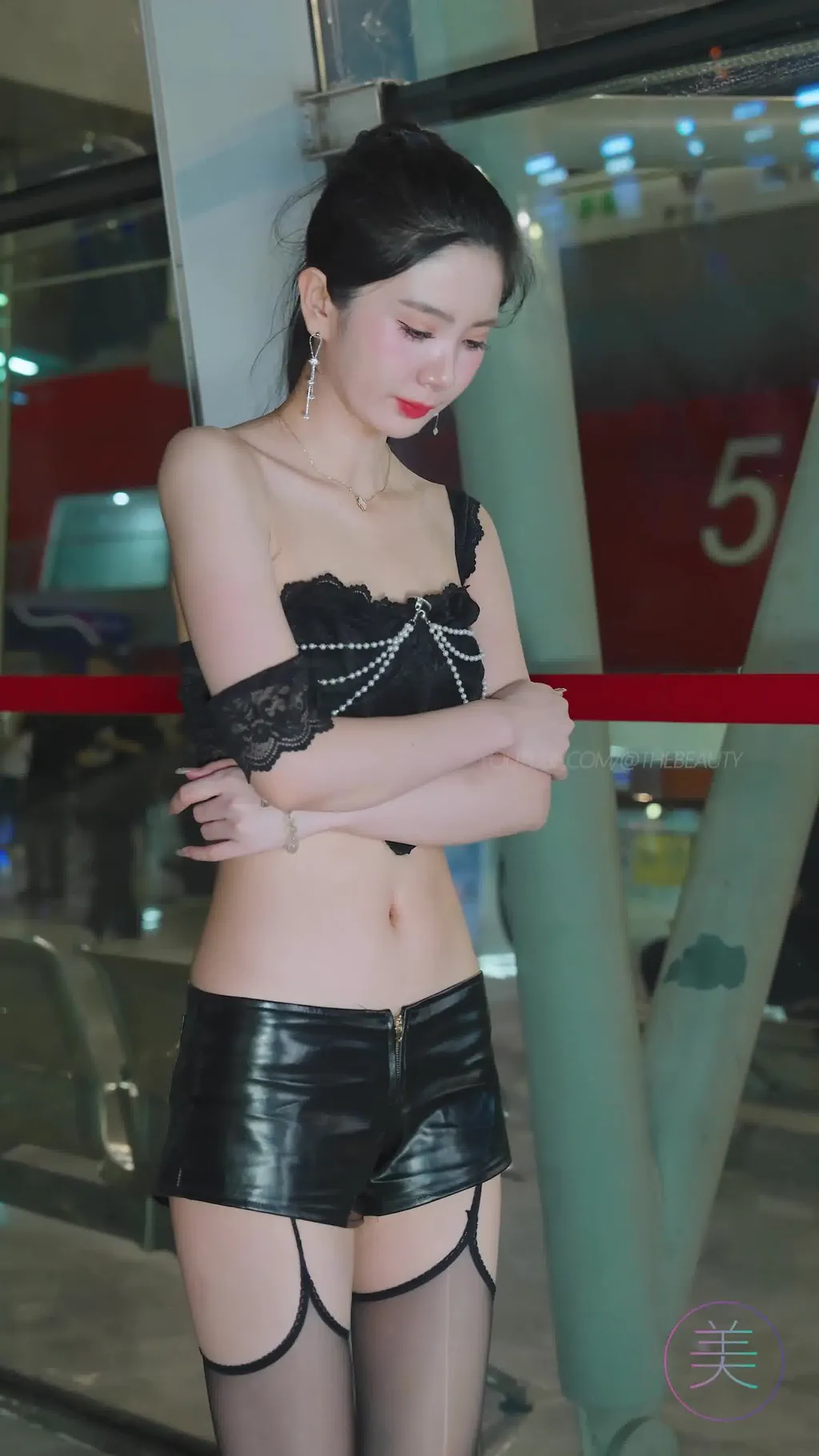 图片[3]-精选NO.1687 2024 广州车展 网荭美女车模 beautyleg LOOKBOOK 78[30P]-草丛看图