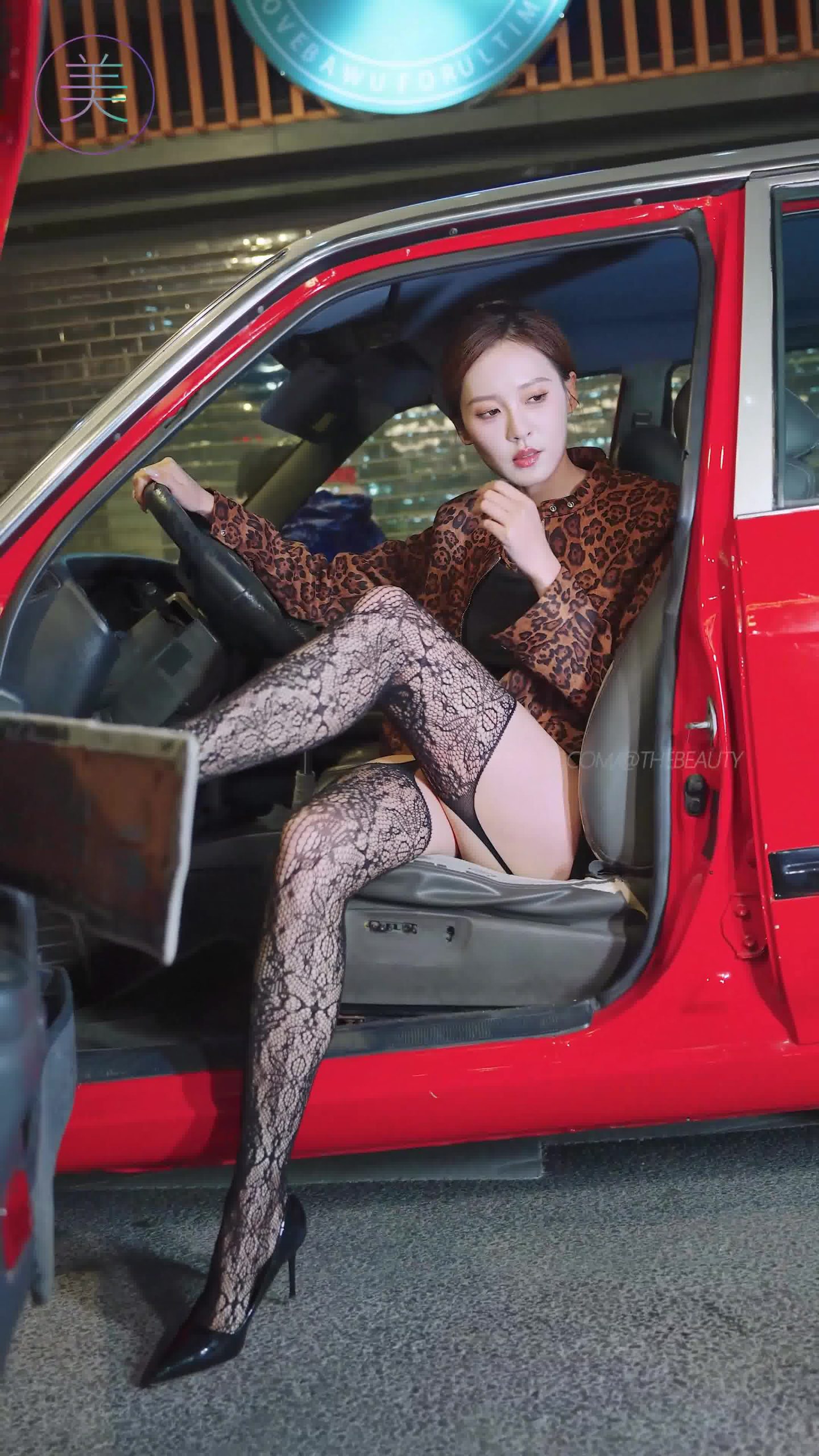 图片[3]-精选NO.1683 2024 广州车展 网荭美女车模 beautyleg LOOKBOOK 74[30P]-草丛看图