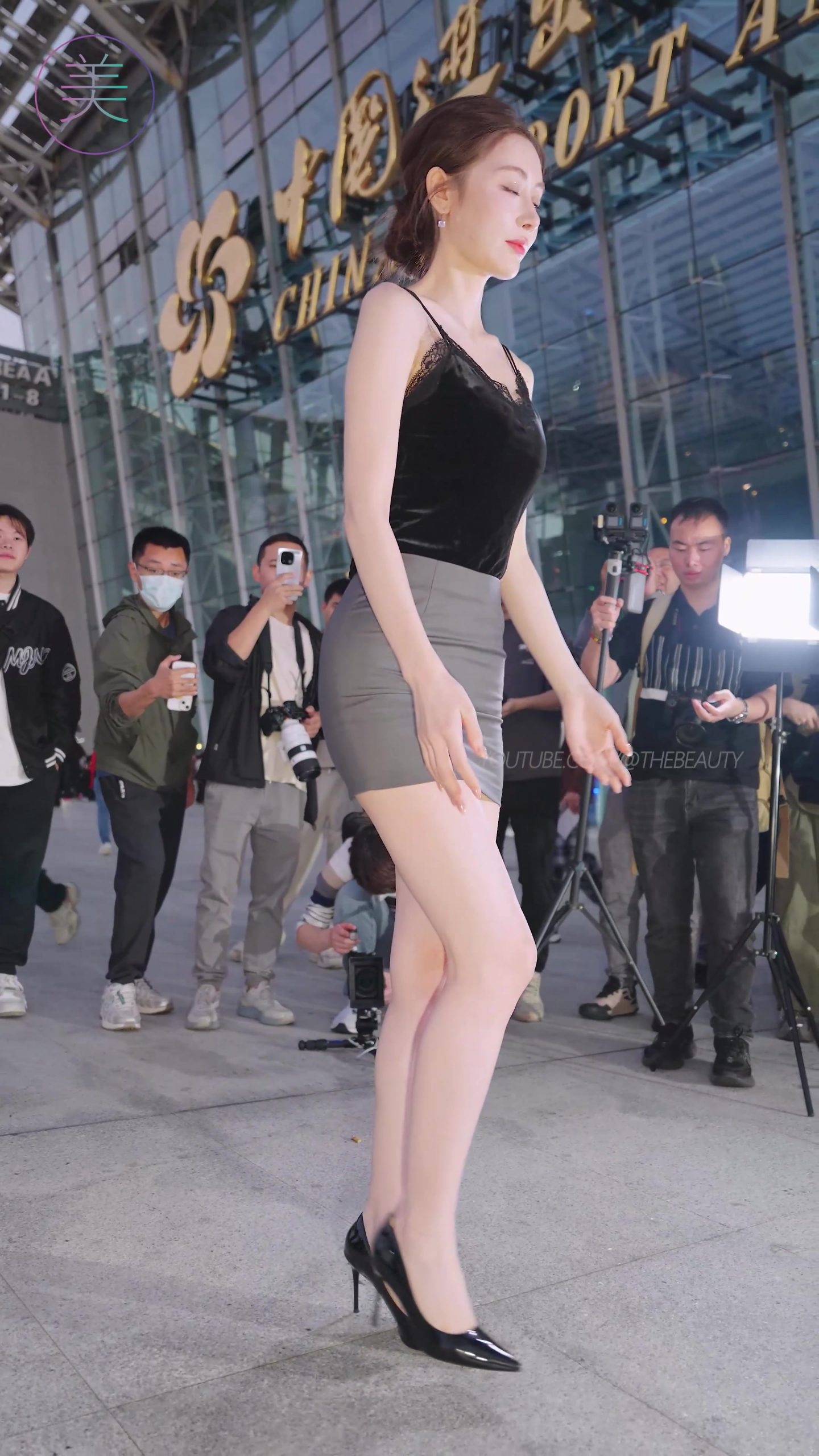 图片[7]-精选NO.1719 2024 广州车展 网荭美女车模 beautyleg LOOKBOOK 105[30P]-草丛看图