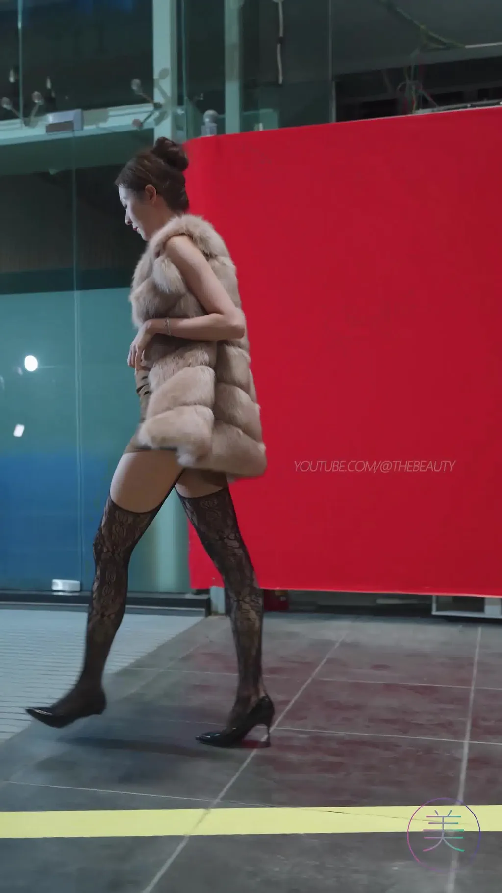 图片[3]-精选NO.1694 2024 广州车展 网荭美女车模 beautyleg LOOKBOOK 85[30P]-草丛看图