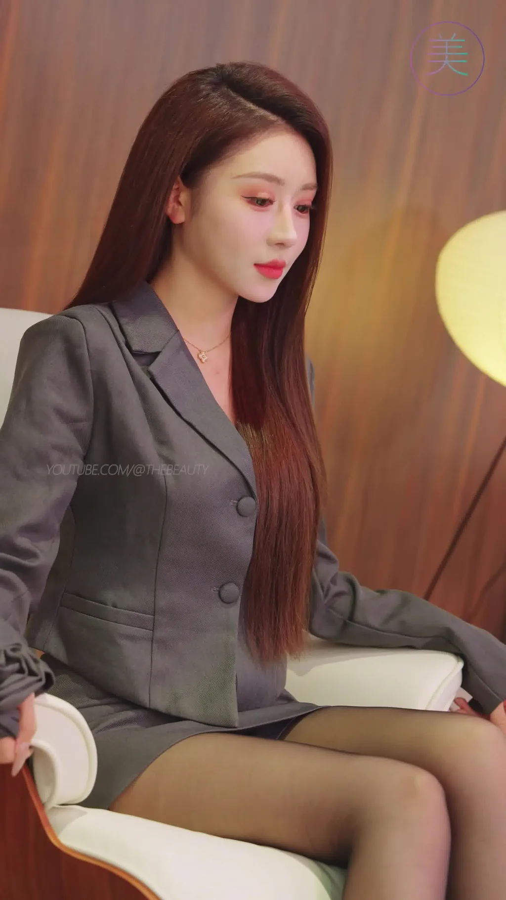 图片[5]-精选NO.1709 2024 广州车展 网荭美女车模 beautyleg LOOKBOOK 100[30P]-草丛看图