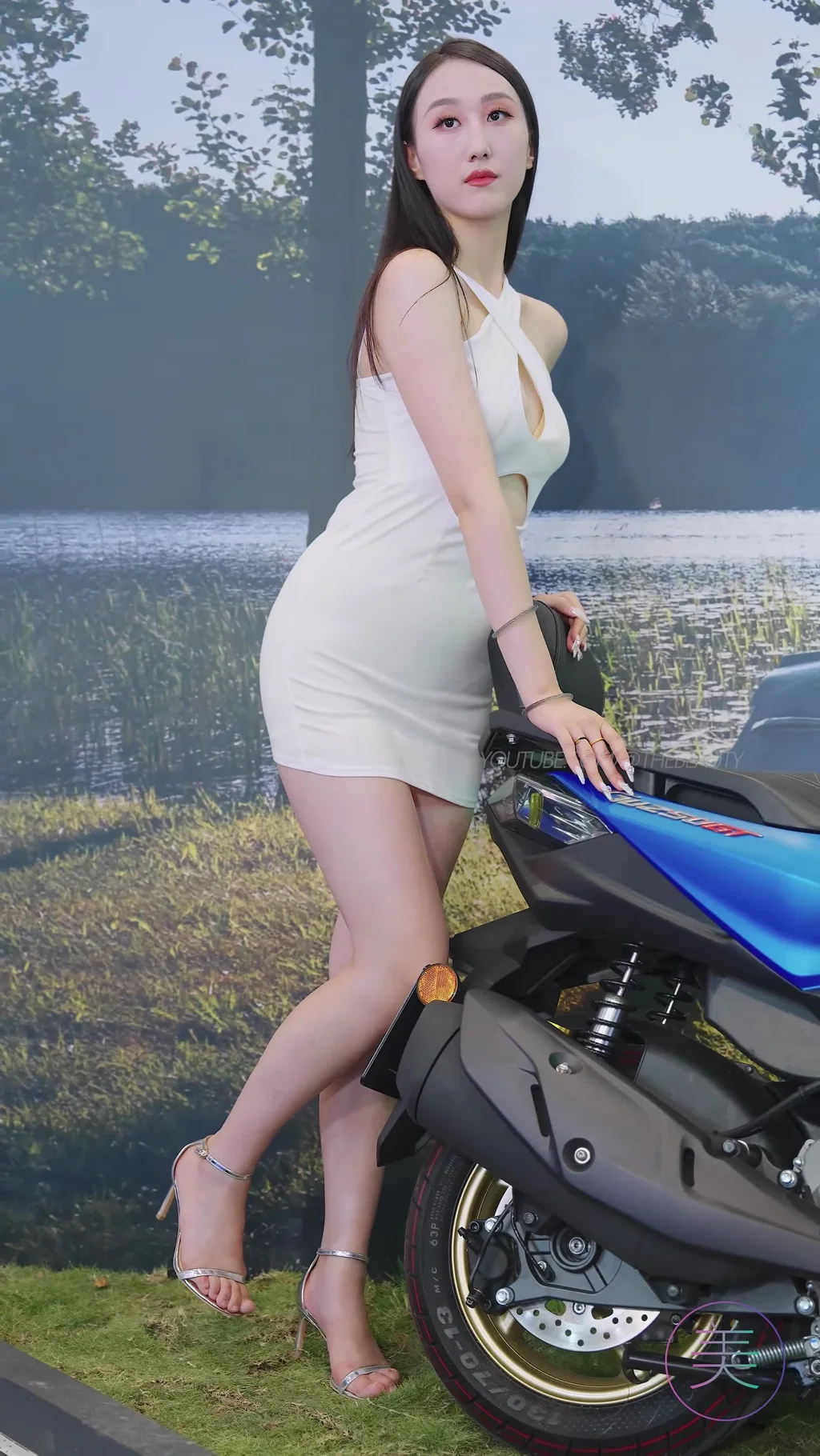 图片[6]-精选NO.1711 2024 重庆摩博会机车展 Racing Model LOOKBOOK 52[30P]-草丛看图