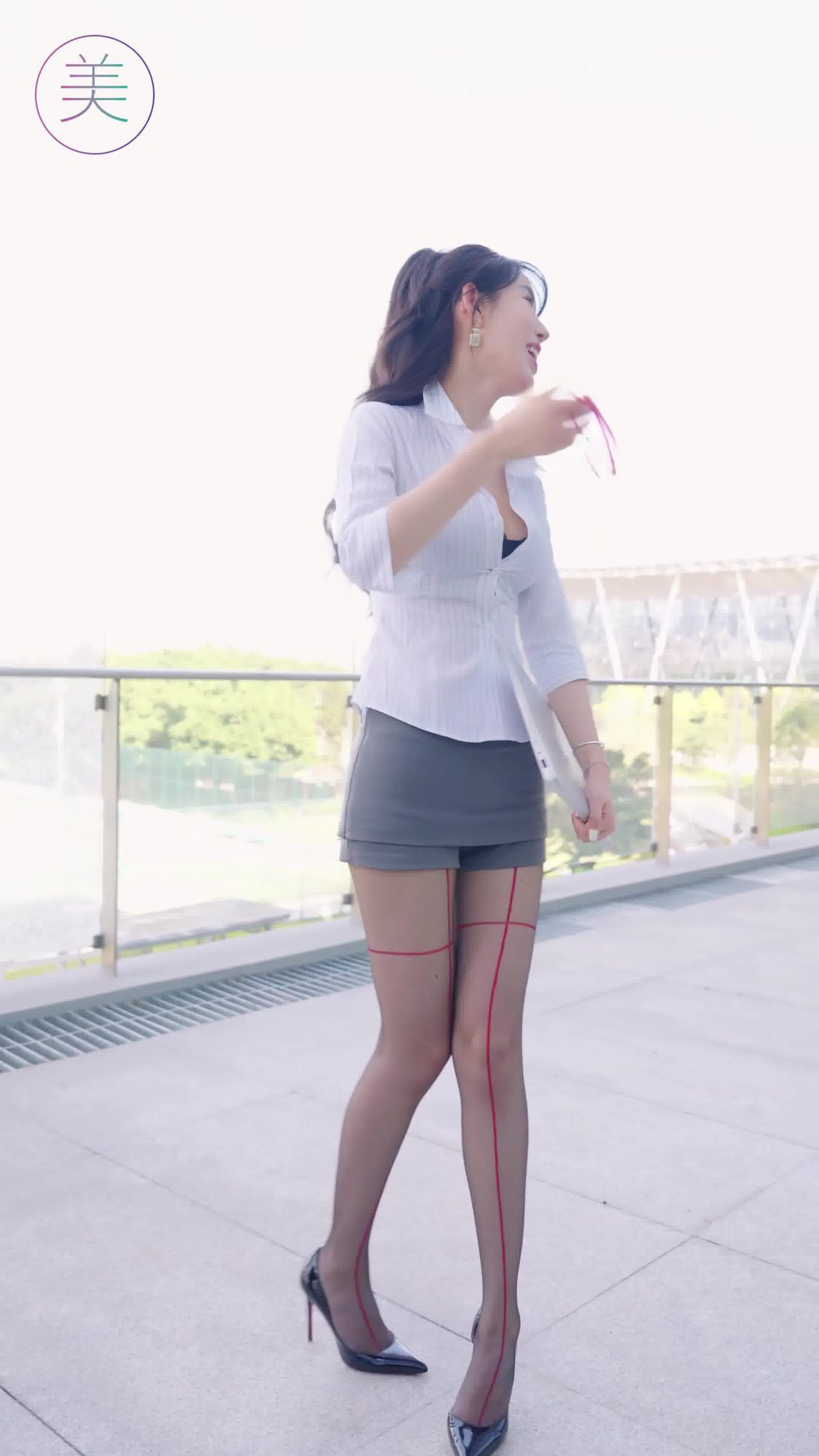 图片[3]-精选NO.1678 2024 广州车展 网荭美女车模 beautyleg LOOKBOOK 69[30P]-草丛看图