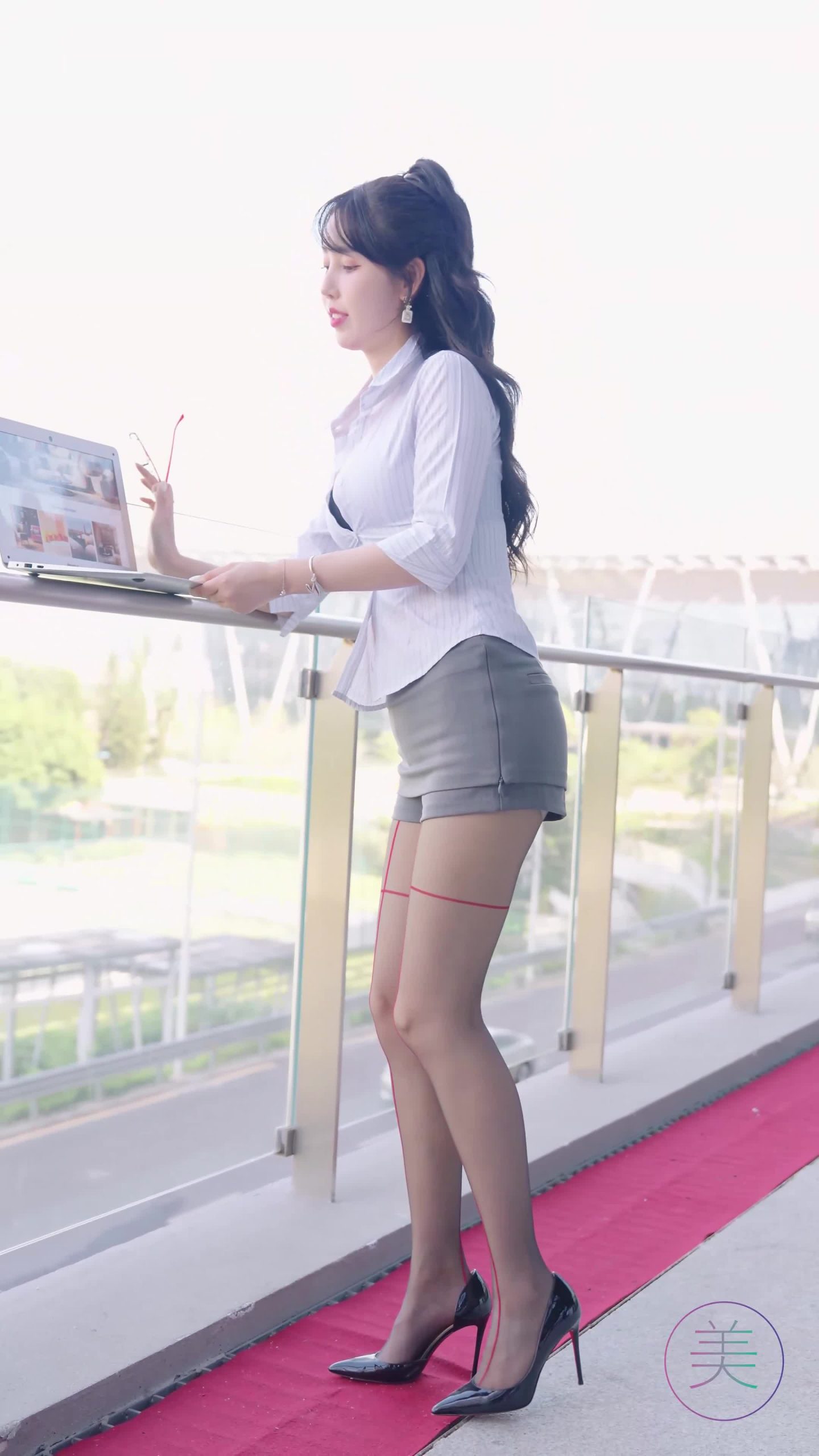 图片[6]-精选NO.1678 2024 广州车展 网荭美女车模 beautyleg LOOKBOOK 69[30P]-草丛看图