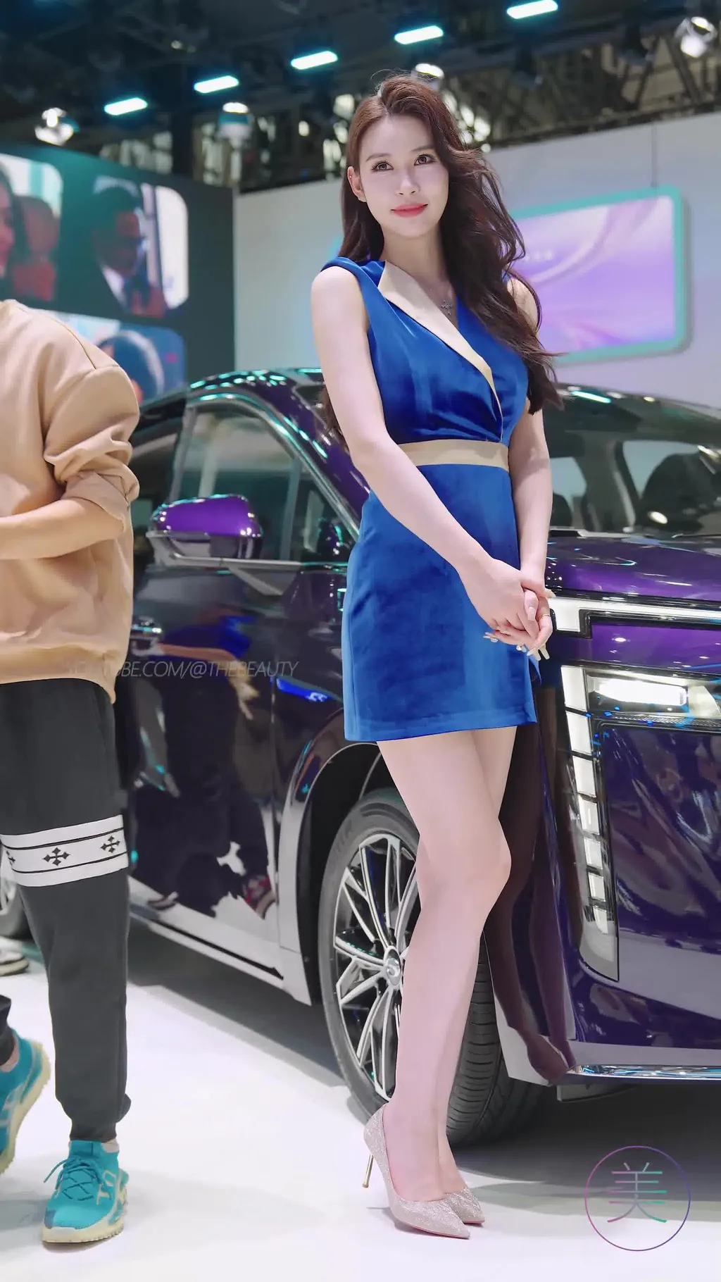 图片[3]-精选NO.1703 2024 广州车展 网荭美女车模 beautyleg LOOKBOOK 94[30P]-草丛看图