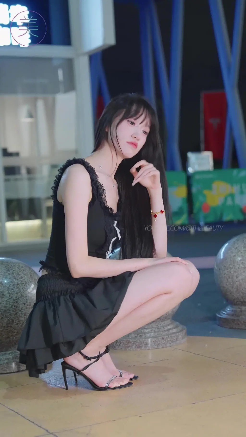 图片[3]-精选NO.1700 2024 广州车展 网荭美女车模 beautyleg LOOKBOOK 91[30P]-草丛看图