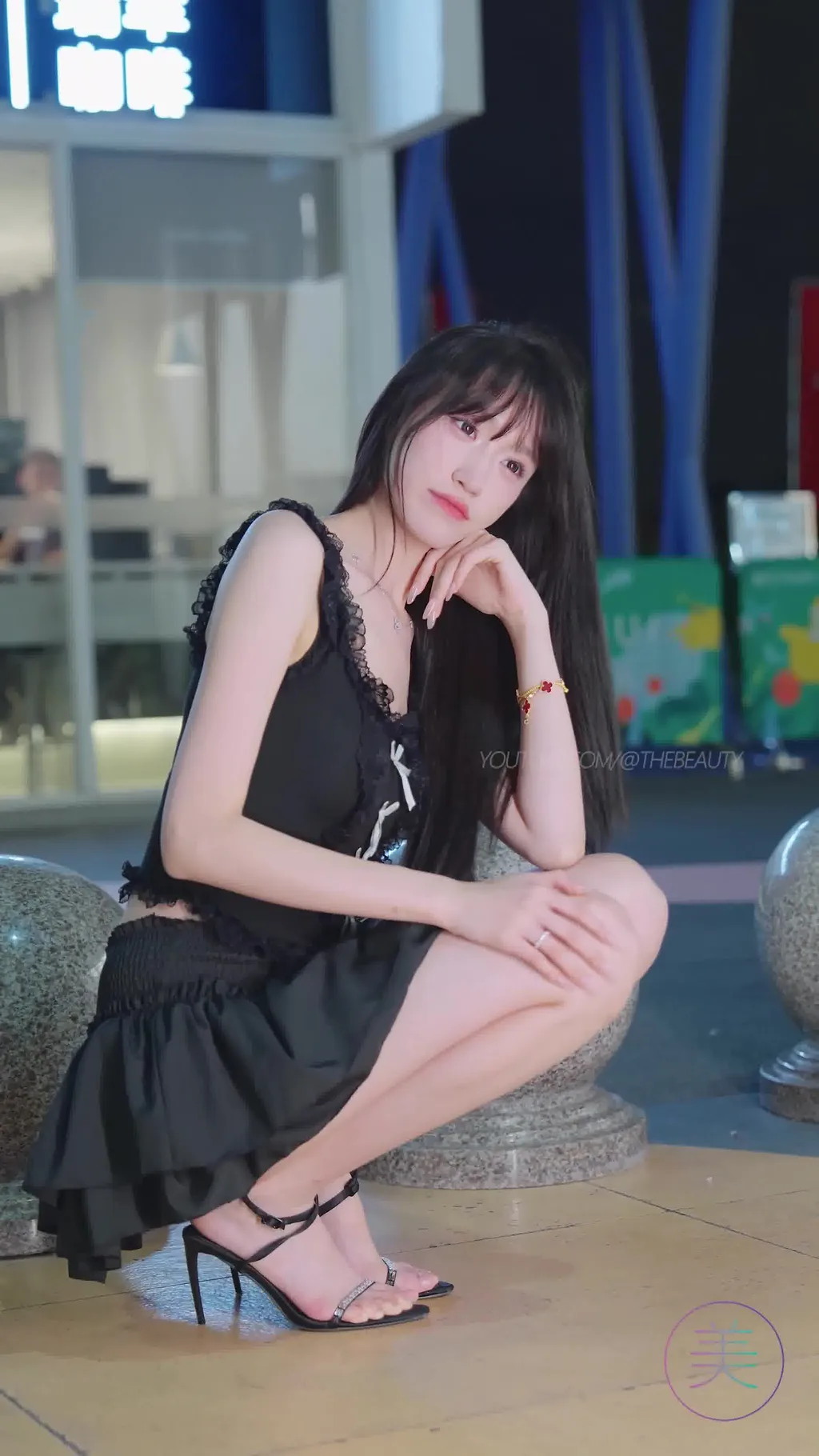 图片[4]-精选NO.1700 2024 广州车展 网荭美女车模 beautyleg LOOKBOOK 91[30P]-草丛看图