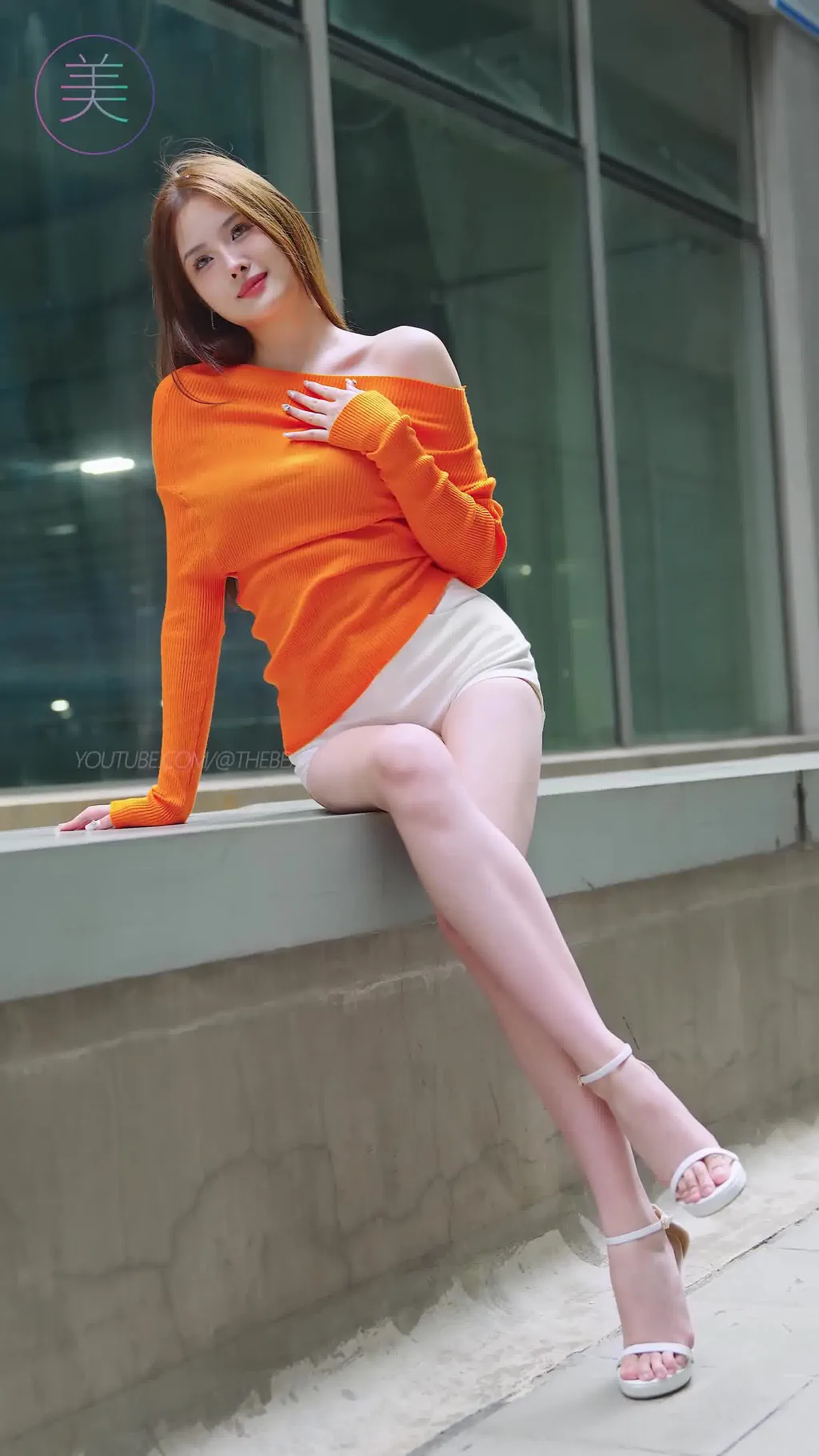 图片[5]-精选NO.1693 2024 广州车展 网荭美女车模 beautyleg LOOKBOOK 84[30P]-草丛看图