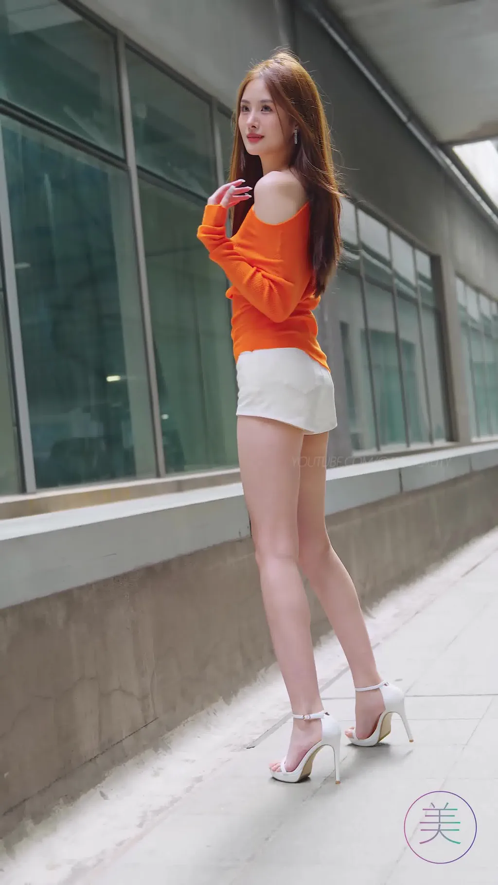 图片[6]-精选NO.1693 2024 广州车展 网荭美女车模 beautyleg LOOKBOOK 84[30P]-草丛看图