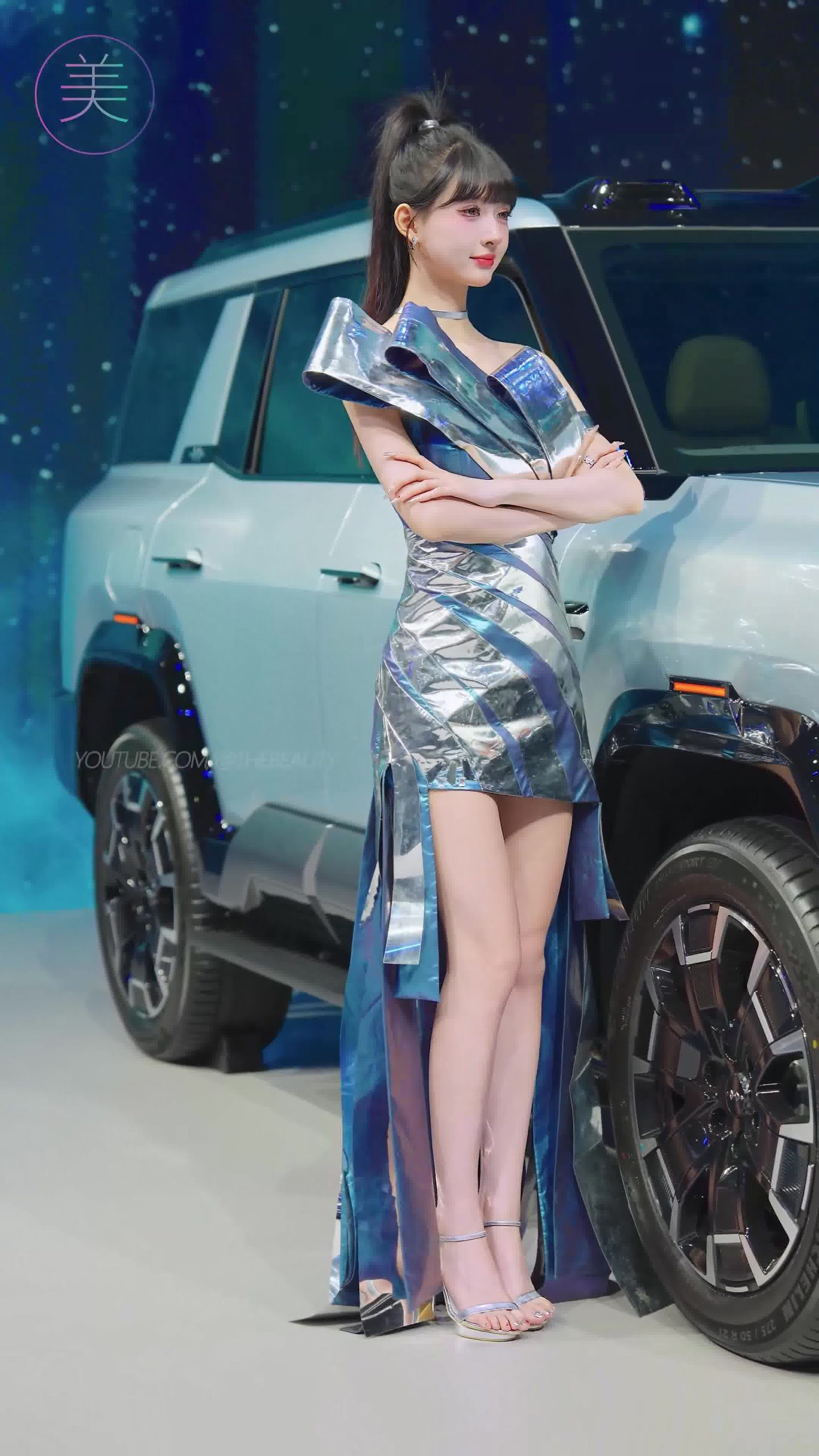 图片[3]-精选NO.1679 2024 广州车展 网荭美女车模 beautyleg LOOKBOOK 70[30P]-草丛看图