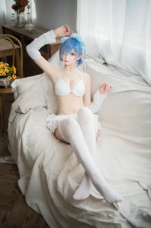 封疆疆v – 蕾姆花嫁[26P]-草丛看图