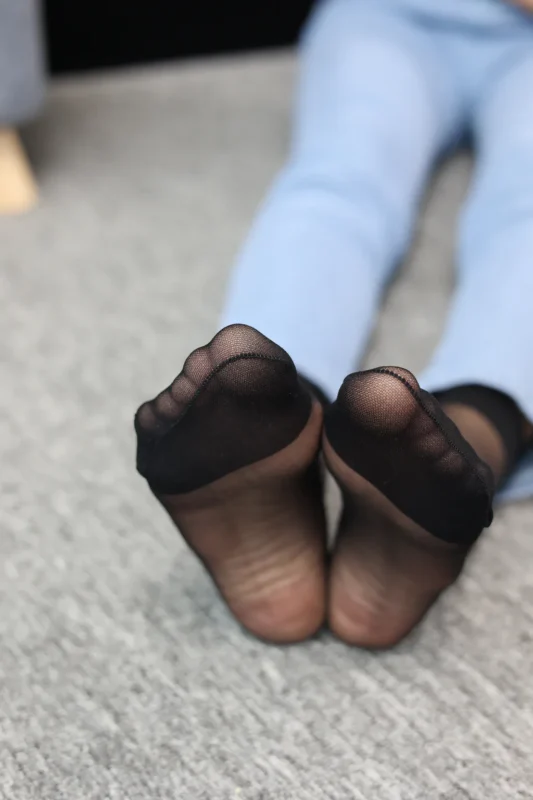 Mon3tr🎃👻-草丛看图