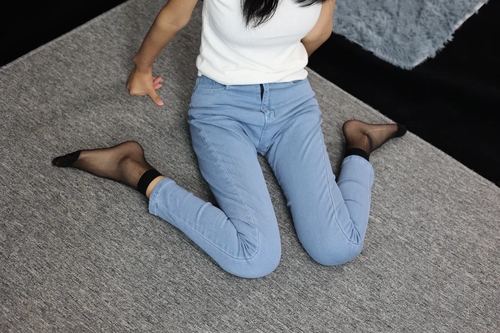 图片[6]-精选三禾摄影 NO.065 牛仔裤 短丝 棉袜[198P]-草丛看图