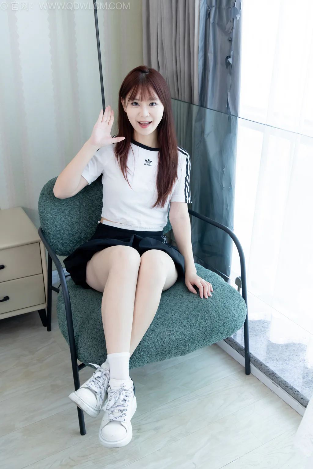 图片[8]-精选勿恋传媒 NO.2582 面面-板鞋、纯白棉袜、裸足[150P]-草丛看图