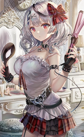 身支度中のクロヱちゃん-草丛看图