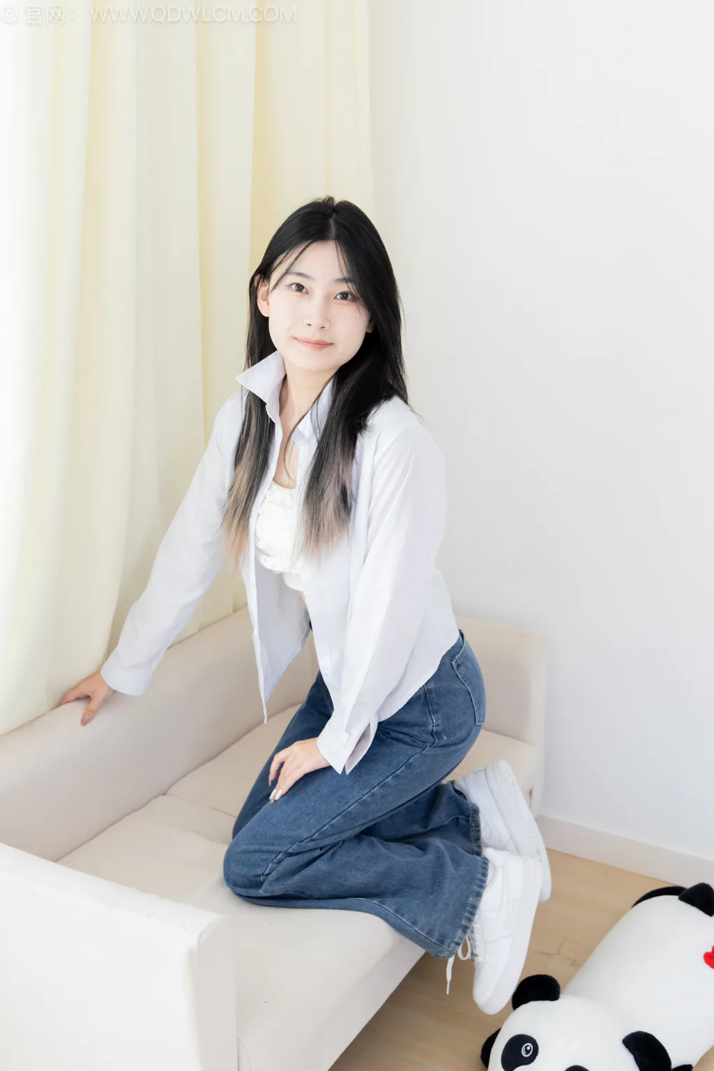 图片[7]-精选勿恋传媒 NO.2604 贝壳-板鞋、纯白高筒棉袜、裸足[155P]-草丛看图