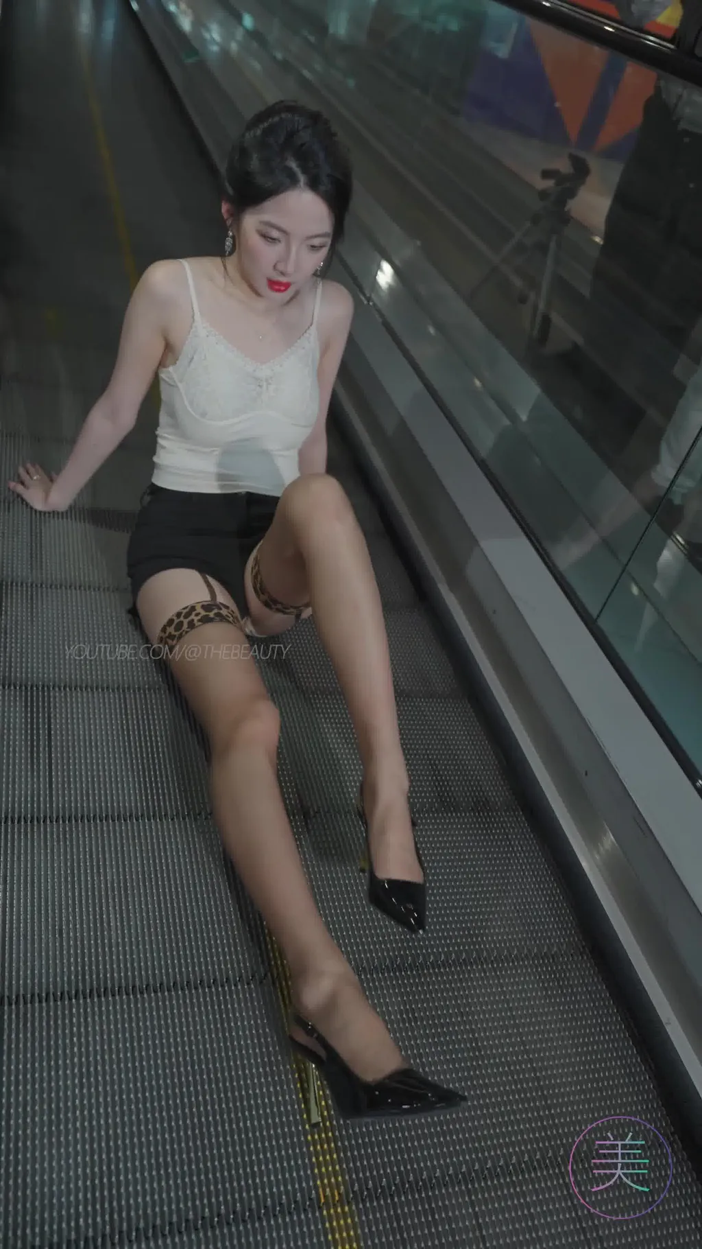 图片[5]-精选NO.1609 2024 广州车展 网荭美女车模 beautyleg LOOKBOOK 65[30P]-草丛看图