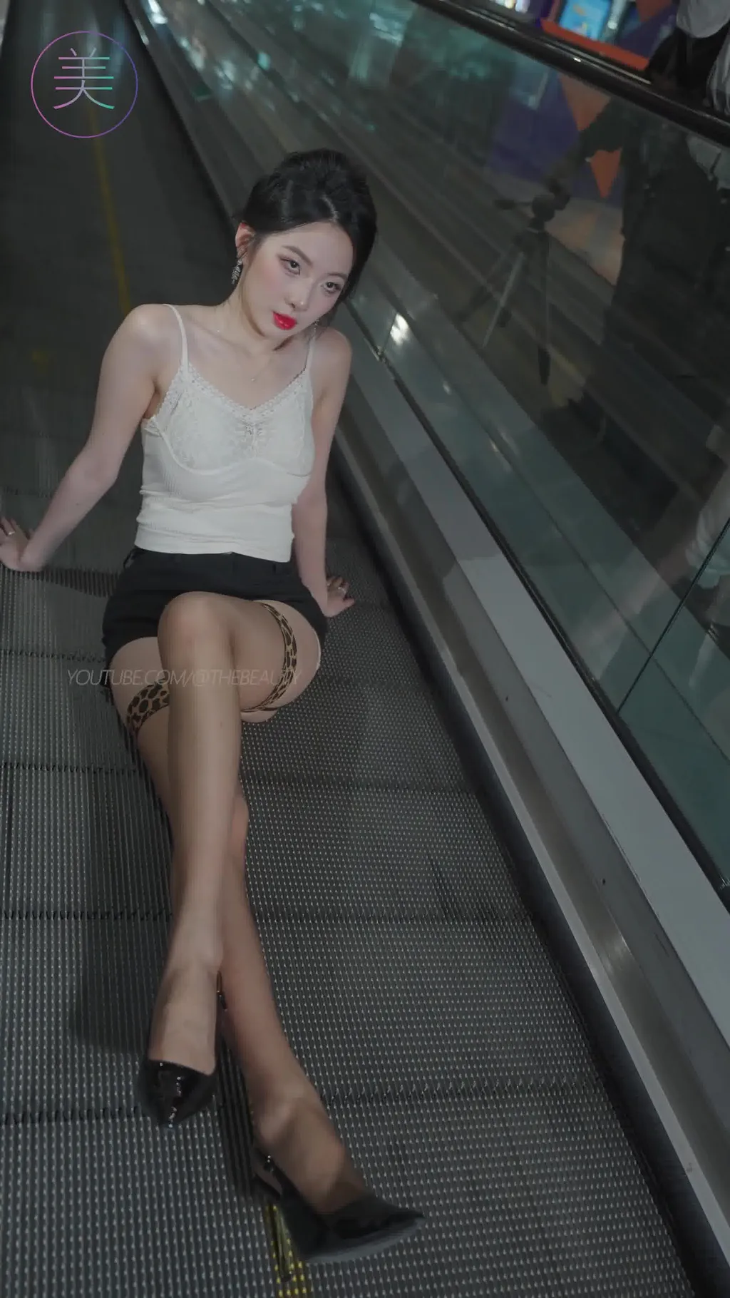 图片[7]-精选NO.1609 2024 广州车展 网荭美女车模 beautyleg LOOKBOOK 65[30P]-草丛看图