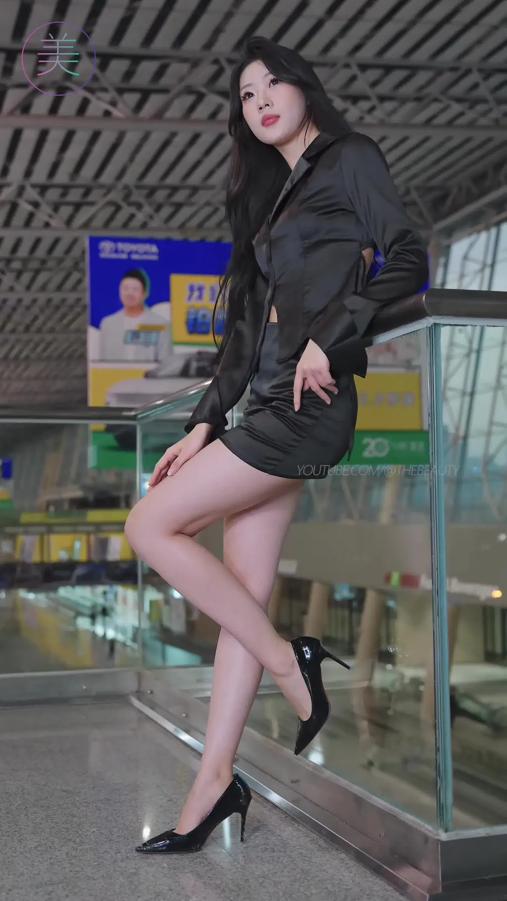 图片[5]-精选NO.1608 2024 广州车展 网荭美女车模 beautyleg LOOKBOOK 64[30P]-草丛看图