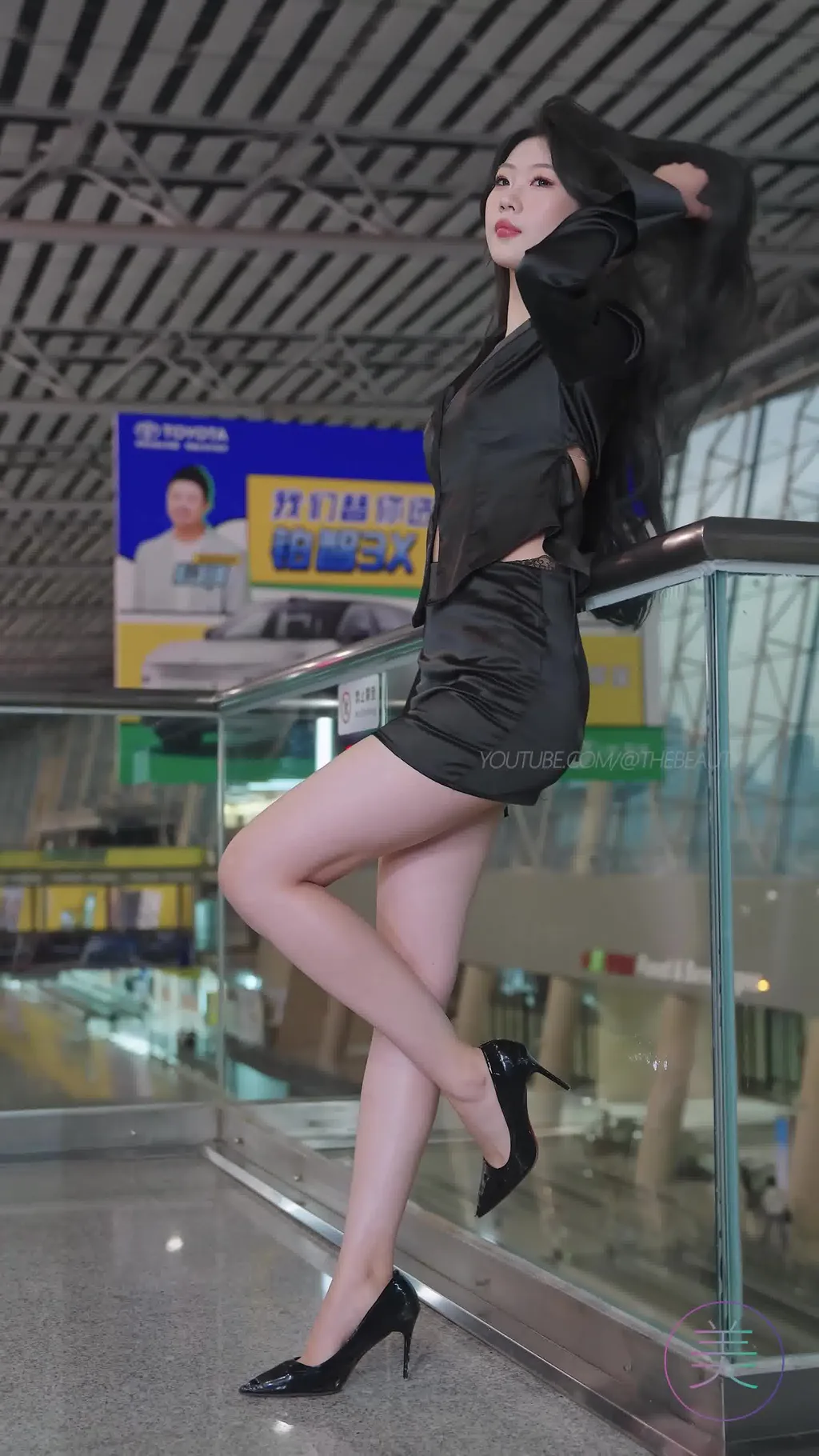 图片[7]-精选NO.1608 2024 广州车展 网荭美女车模 beautyleg LOOKBOOK 64[30P]-草丛看图