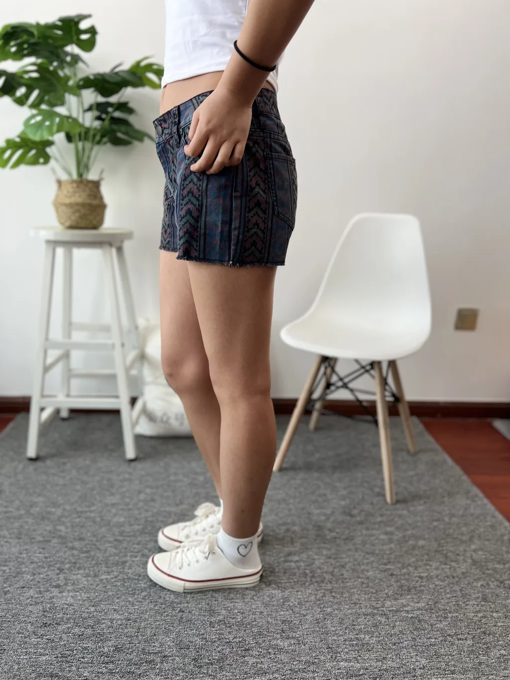 图片[6]-精选三禾摄影 NO.036 休闲短裤 棉袜[122P]-草丛看图