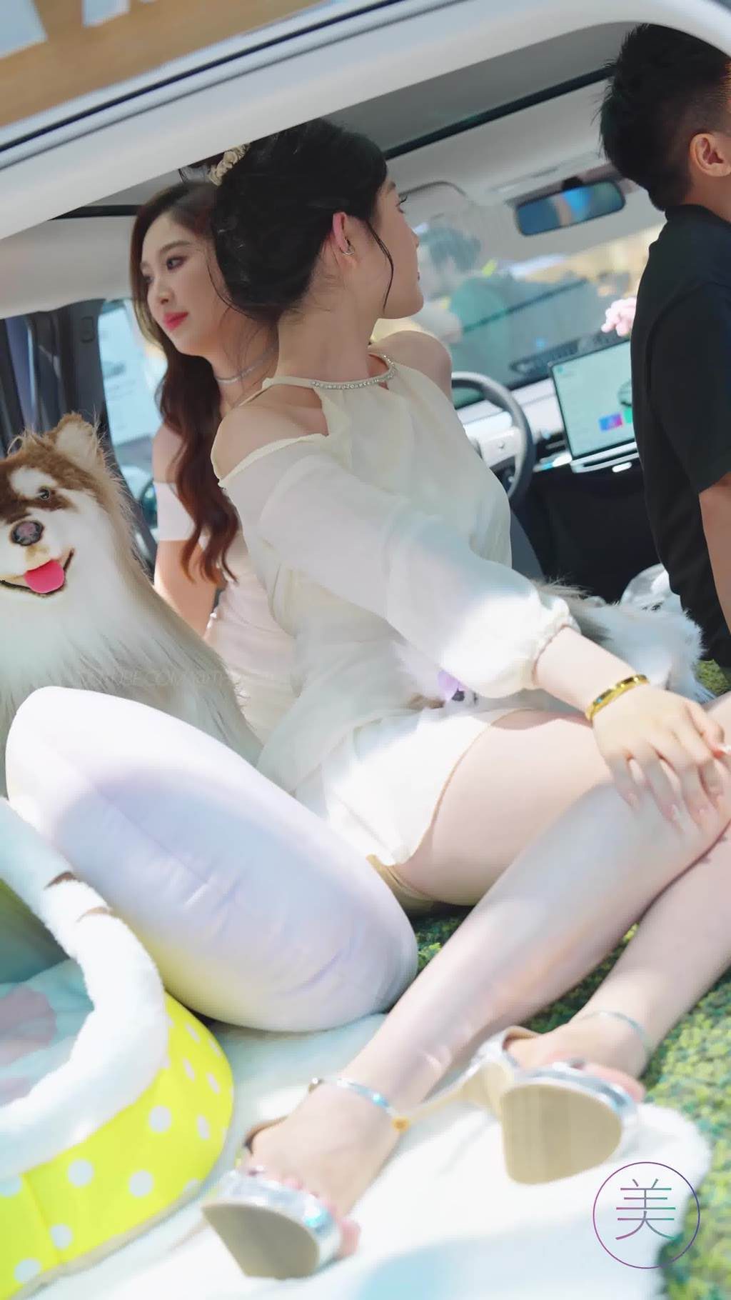 图片[2]-精选NO.1520 2024 广州车展 网荭美女车模 beautyleg LOOKBOOK 01[30P]-草丛看图