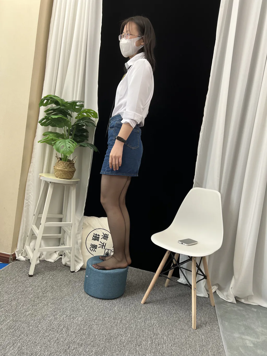 图片[7]-精选三禾摄影 NO.048 牛仔裙 黑丝 高跟[137P]-草丛看图