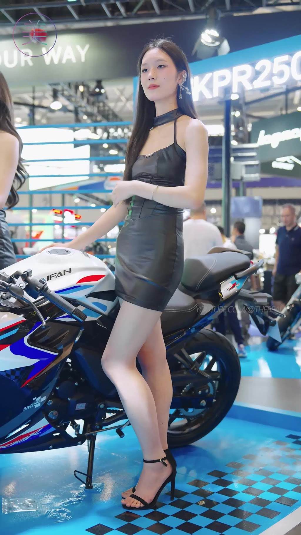 图片[1]-精选NO.1504 2024 重庆摩博会机车展 Racing Model LOOKBOOK 20[30P]-草丛看图