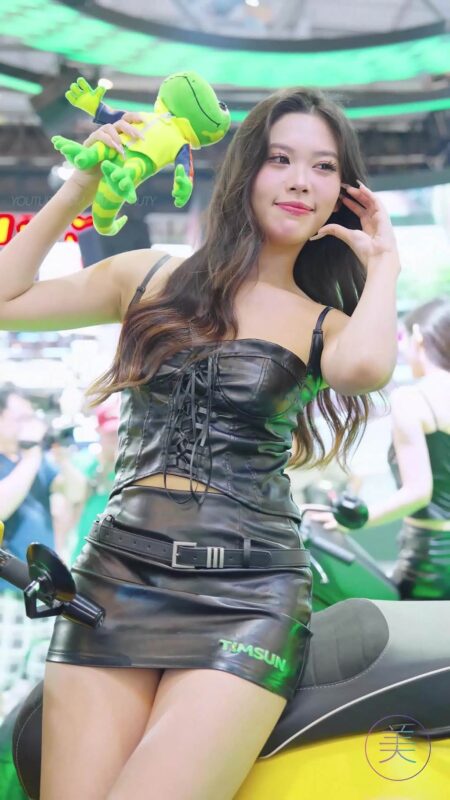 精选NO.1508 2024 重庆摩博会机车展 Racing Model LOOKBOOK 24[30P]-草丛看图