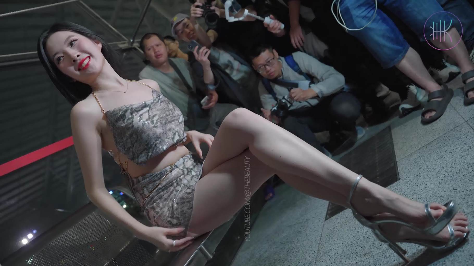 图片[5]-精选NO.1578 2024 广州车展 网荭美女车模 beautyleg LOOKBOOK 34[30P]-草丛看图