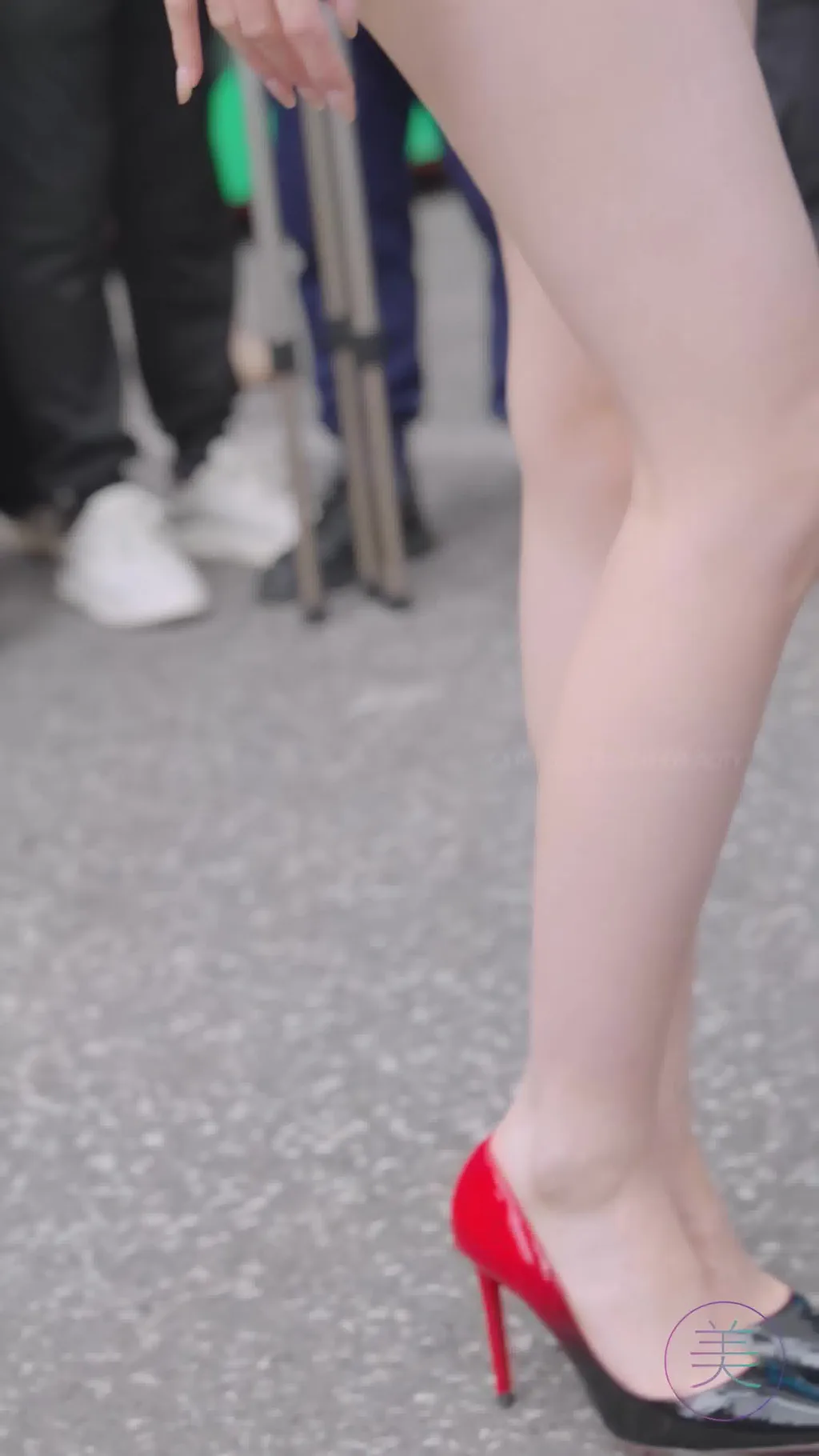 图片[5]-精选NO.1603 2024 广州车展 网荭美女车模 beautyleg LOOKBOOK 59[30P]-草丛看图