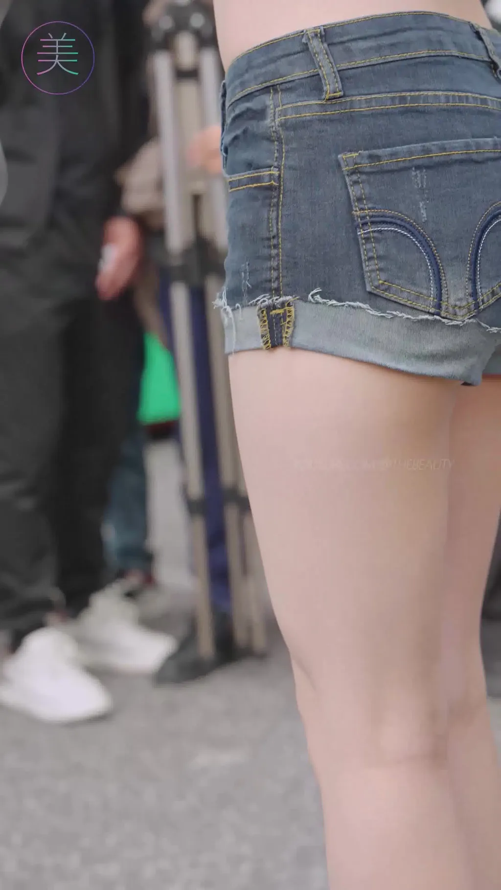 图片[8]-精选NO.1603 2024 广州车展 网荭美女车模 beautyleg LOOKBOOK 59[30P]-草丛看图