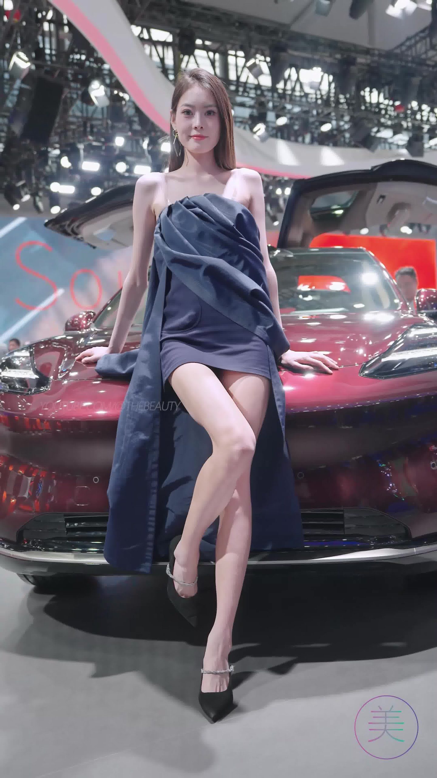 图片[8]-精选NO.1594 2024 广州车展 网荭美女车模 beautyleg LOOKBOOK 50[30P]-草丛看图