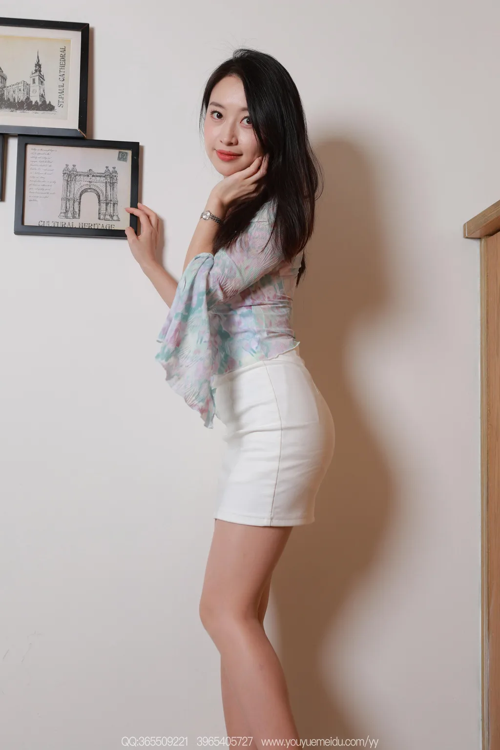 图片[1]-精选[IESS异思趣向] 2025.09.31 丝享家2172：小婕《花袖子（上）》[85P]-草丛看图