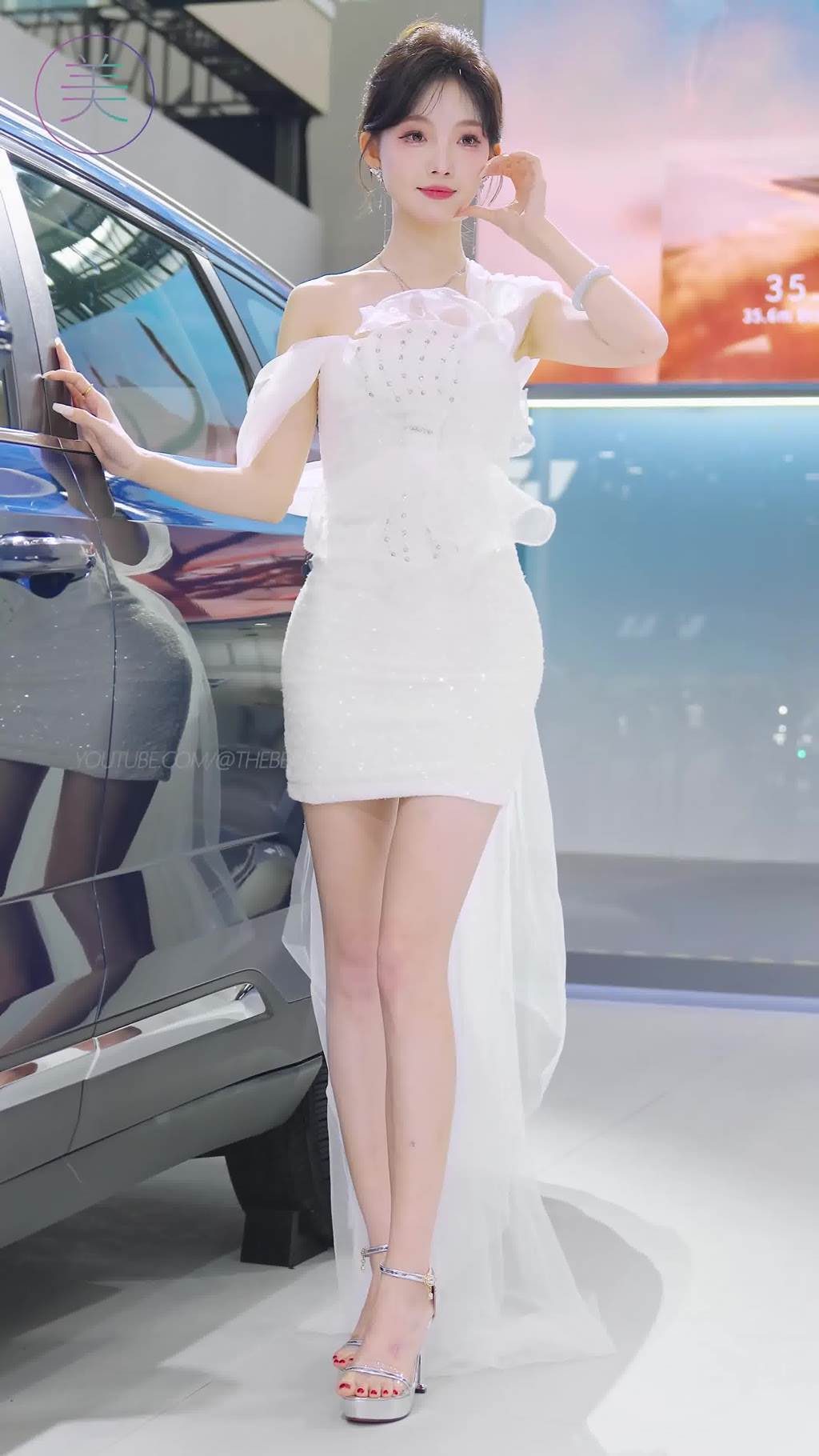 图片[2]-精选NO.1587 2024 广州车展 网荭美女车模 beautyleg LOOKBOOK 43[30P]-草丛看图