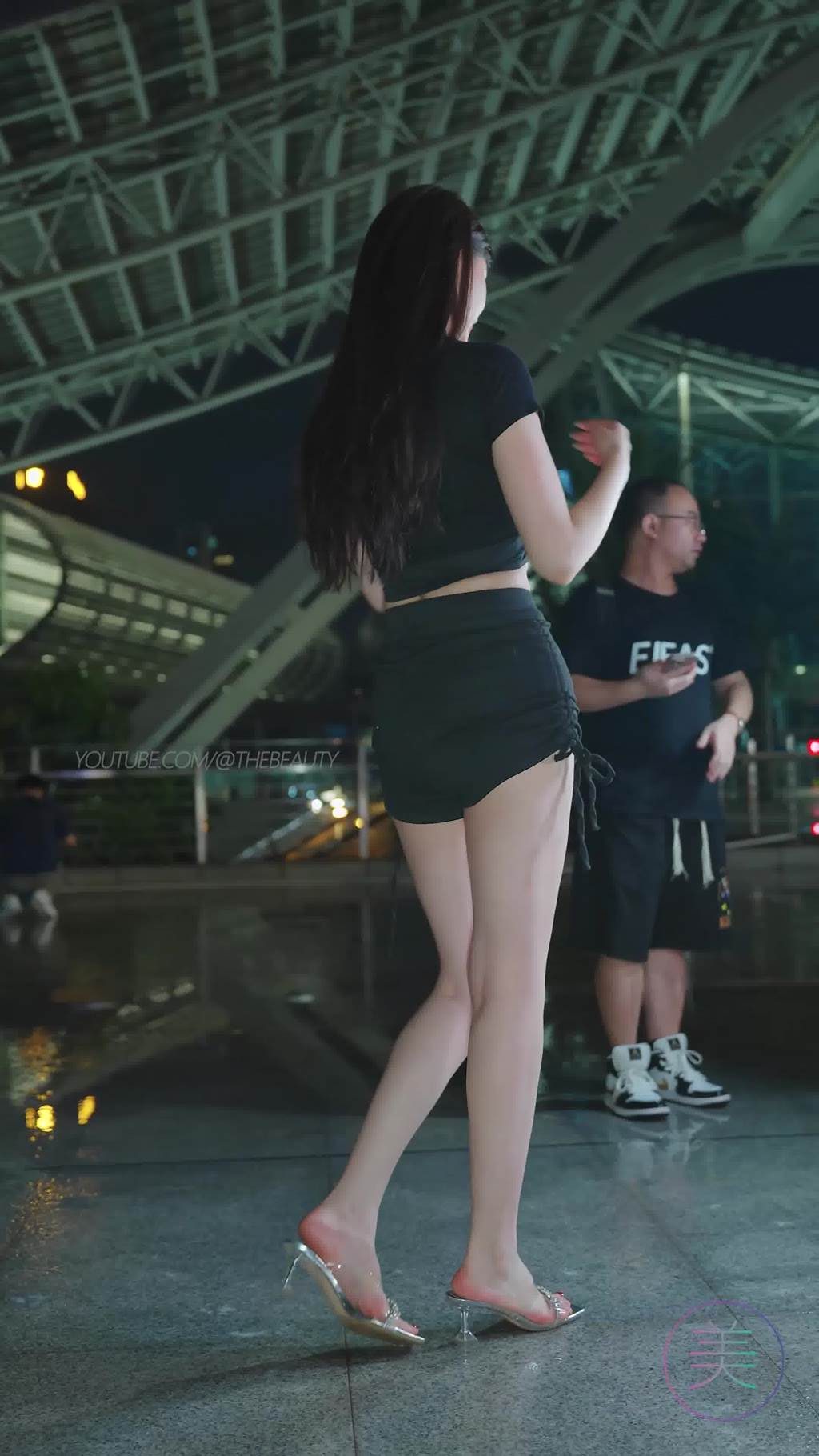 图片[2]-精选NO.1533 2024 广州车展 网荭美女车模 beautyleg LOOKBOOK 14[30P]-草丛看图